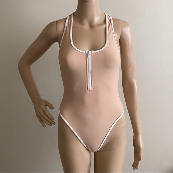 NWOT Razorback Swimsuit - Picture 7 of 14